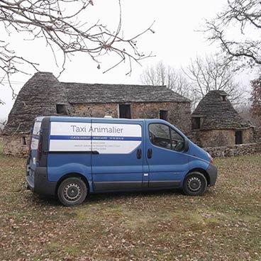 image-de-présentation-&-logo-claude-hudelot-pension-canine-et-taxi-animalier